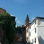 Гостевой дом Gardasee Кастельнуово-дель-Гарда
