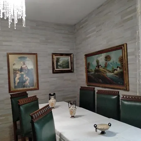 Gardasee بيت ضيافة