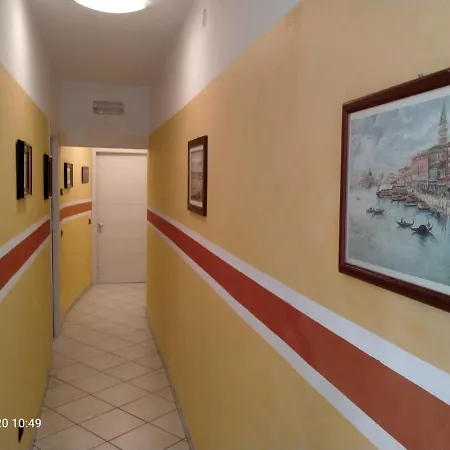 Casa de hóspedes Gardasee Castelnuovo del Garda