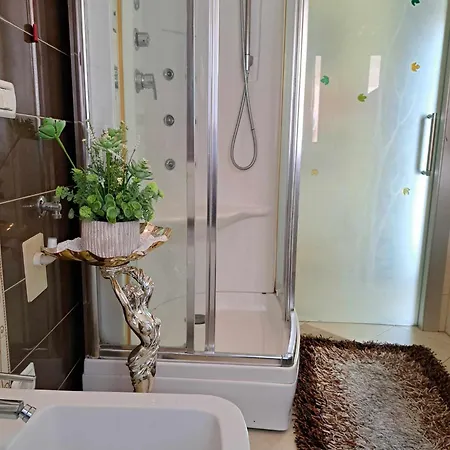 بيت ضيافة Gardasee